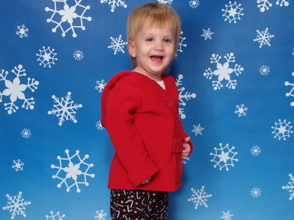 12-05-06 Emma Christmas Pictures